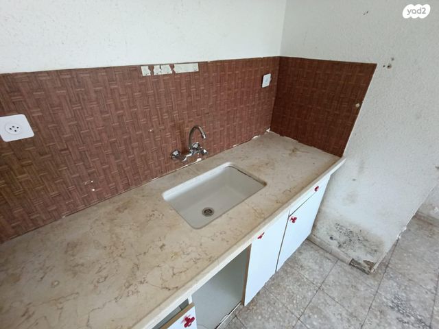 דירה, רש"י 19, שכונה ד', באר שבע