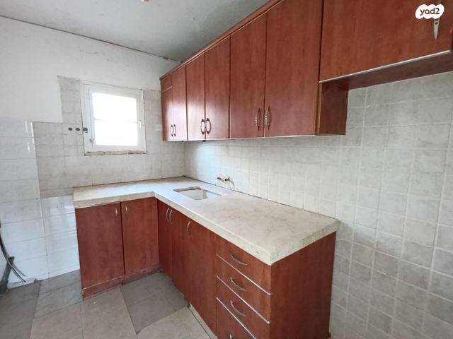 דירה, רש"י 19, שכונה ד', באר שבע