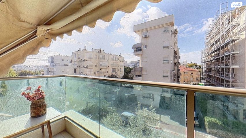 דירה, זרובבל 5, מרכז מזרחי, נס ציונה