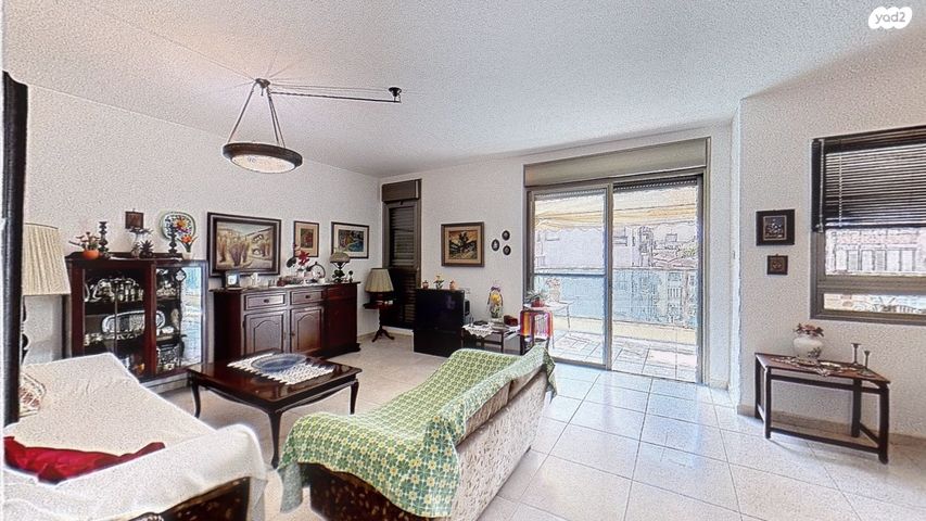 דירה, זרובבל 5, מרכז מזרחי, נס ציונה