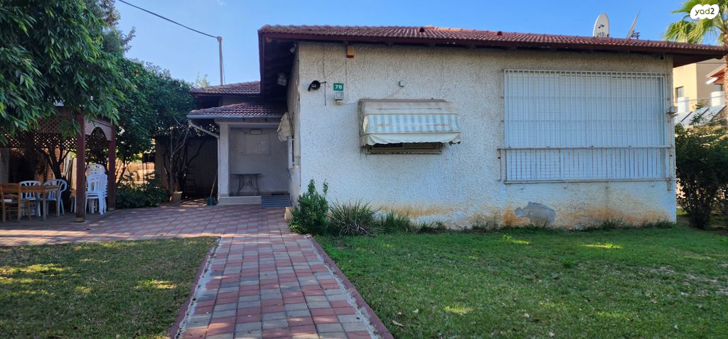 בית פרטי/ קוטג', כנסת ישראל, שעריה, פתח תקווה