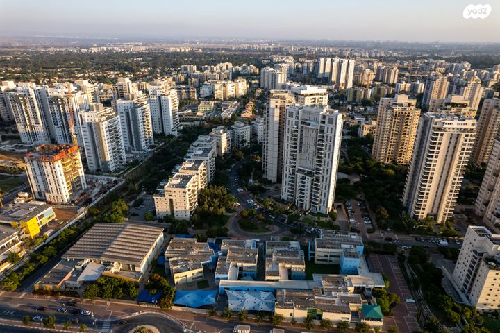 דירה, הדובדבן 8, פסגת אונו, קרית אונו