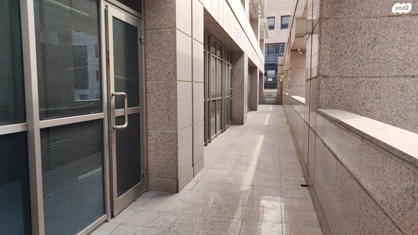 משרדים, ראול ולנברג, תל אביב יפו