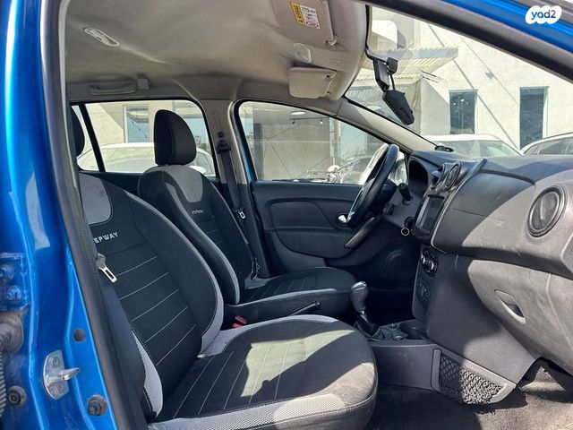 דאצ'יה לוגאן