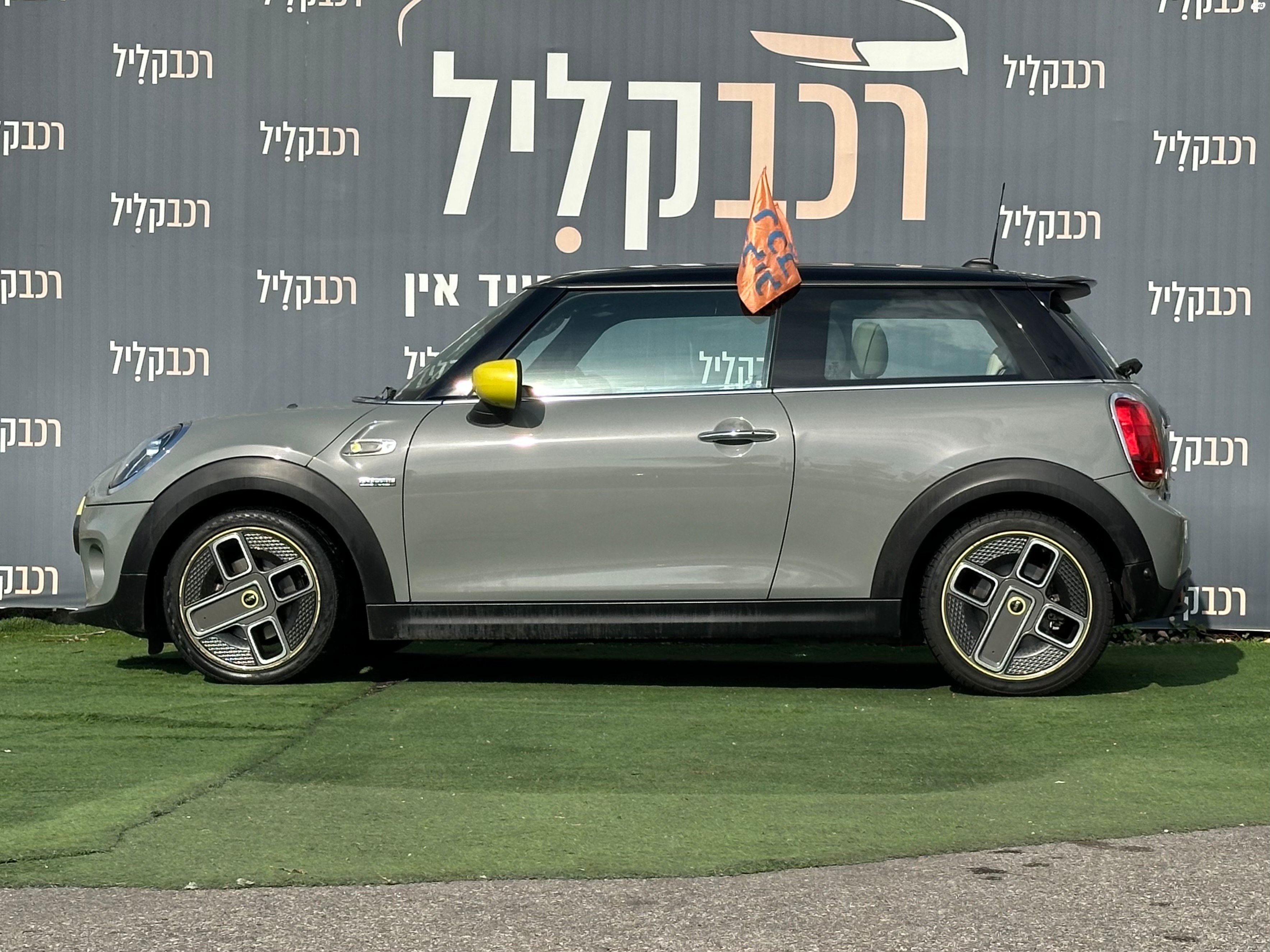 מודעת רכב מיני קופר SE (חשמלית) 1