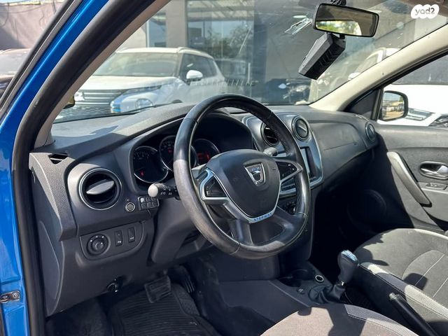 דאצ'יה לוגאן