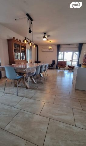 בית פרטי/ קוטג', נעלה