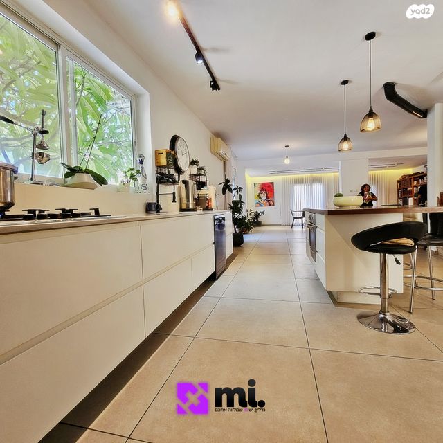 דו משפחתי, הגולן, בית שמש