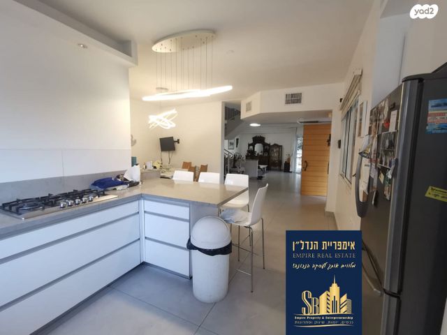 בית פרטי/ קוטג', גני אילן, קרית אונו