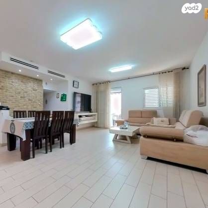 חיים משה שפירא 