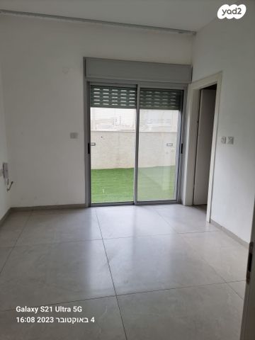 דירת גן, דולב 2, יצחק שמיר, נהריה