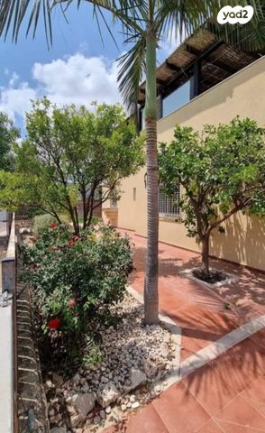 בית פרטי/ קוטג', נעלה