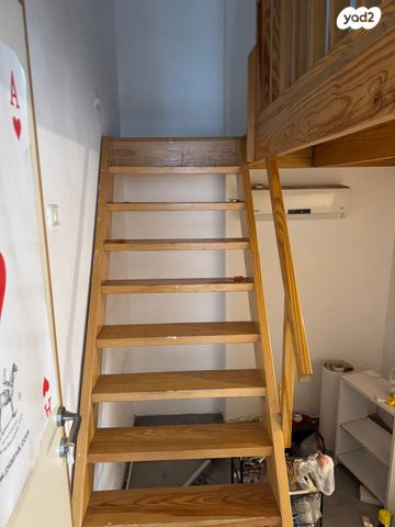 דירה, הרב יצחק בראשי, מחנה יהודה - לב העיר, ירושלים