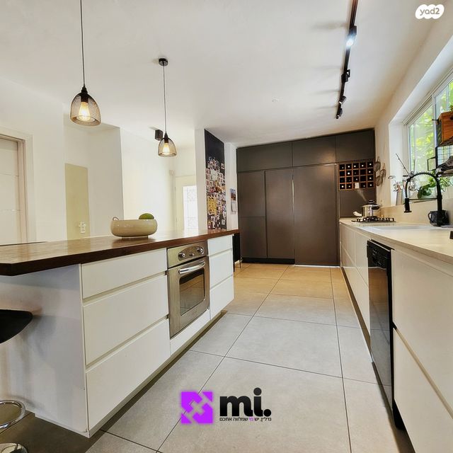 דו משפחתי, הגולן, בית שמש