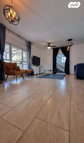 בית פרטי/ קוטג', נעלה