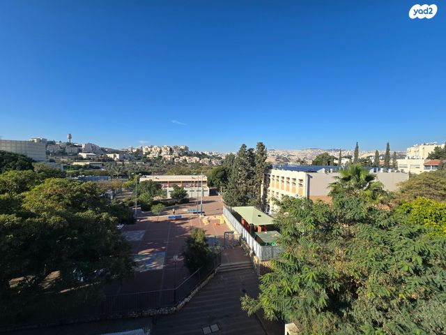 דירה, ככר יהלום, שאר העיר, מעלה אדומים