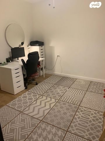 דו משפחתי, נחל געתון, ניל"י