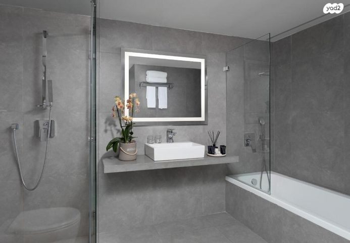 דירה, רציף הרברט סמואל 76, לב תל אביב, לב העיר צפון, תל אביב יפו