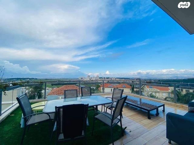 גג/ פנטהאוז, גבעת טל, קרית אתא