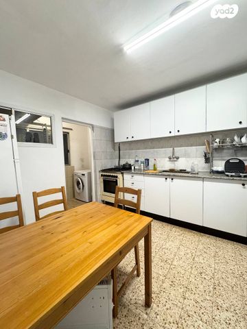 מבוא כפתור החולות 12