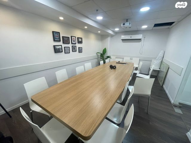 קניון רננים 1