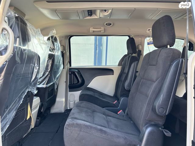 קרייזלר גראנד וויאג'ר