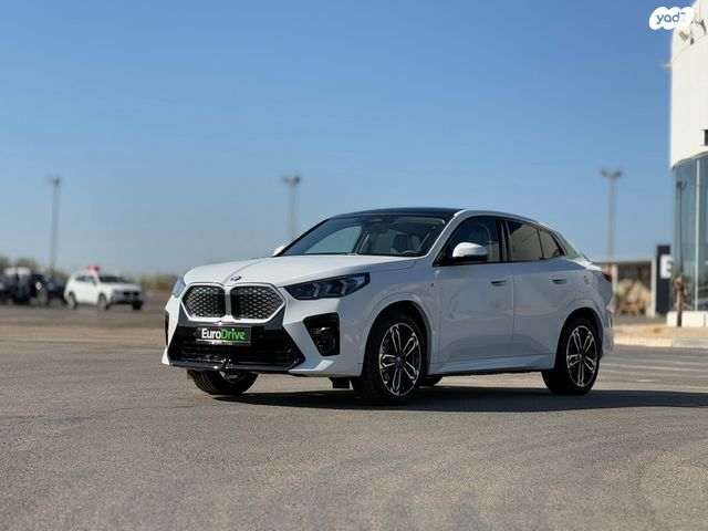 מודעת רכב ב מ וו iX2