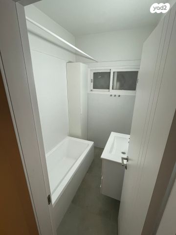 בית פרטי/ קוטג', הגפן 62, נווה מגן, רמת השרון