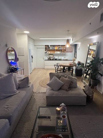 דירה, שדרות ההשכלה, ביצרון ורמת ישראל, תל אביב יפו