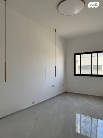 דו משפחתי, נחל צאלים, כרמי גת, קרית גת