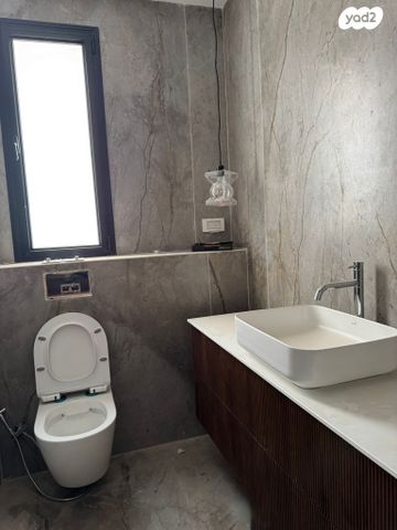 דו משפחתי, נחל צאלים, כרמי גת, קרית גת