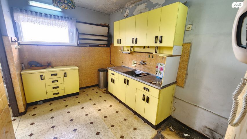 דירה, אלי כהן, רמת הנשיא, בת ים