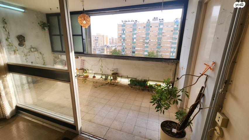 דירה, אלי כהן, רמת הנשיא, בת ים