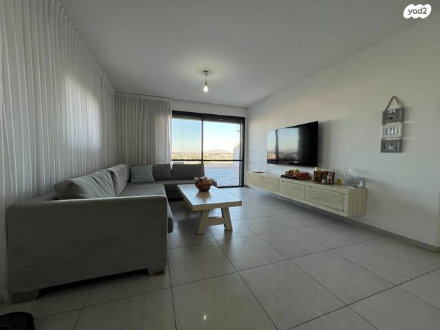 גג/ פנטהאוז, וולפסון 10, דרום עפולה, עפולה