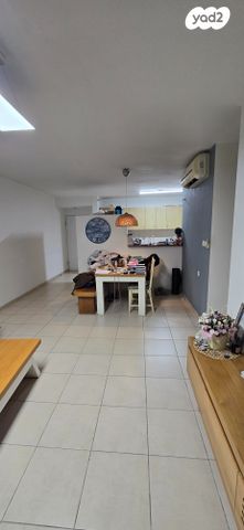 דירה, הדר 8, תל גיבורים, חולון