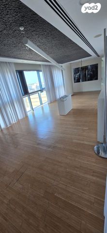 משרדים, הרצליה