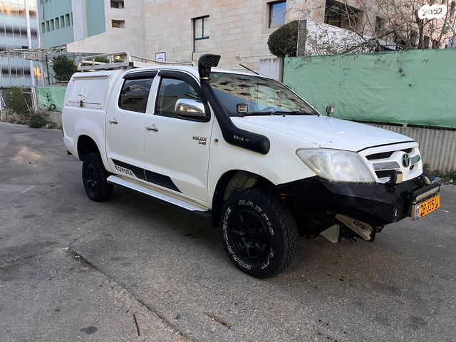 מודעת רכב טויוטה היילקס