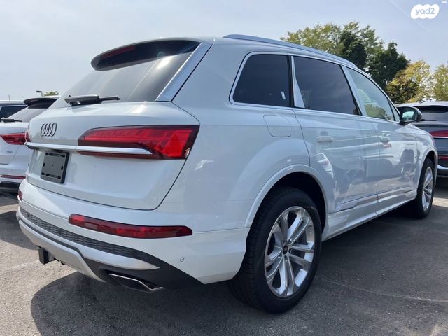 אאודי Q7