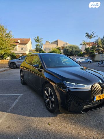 מודעת רכב ב מ וו iX
