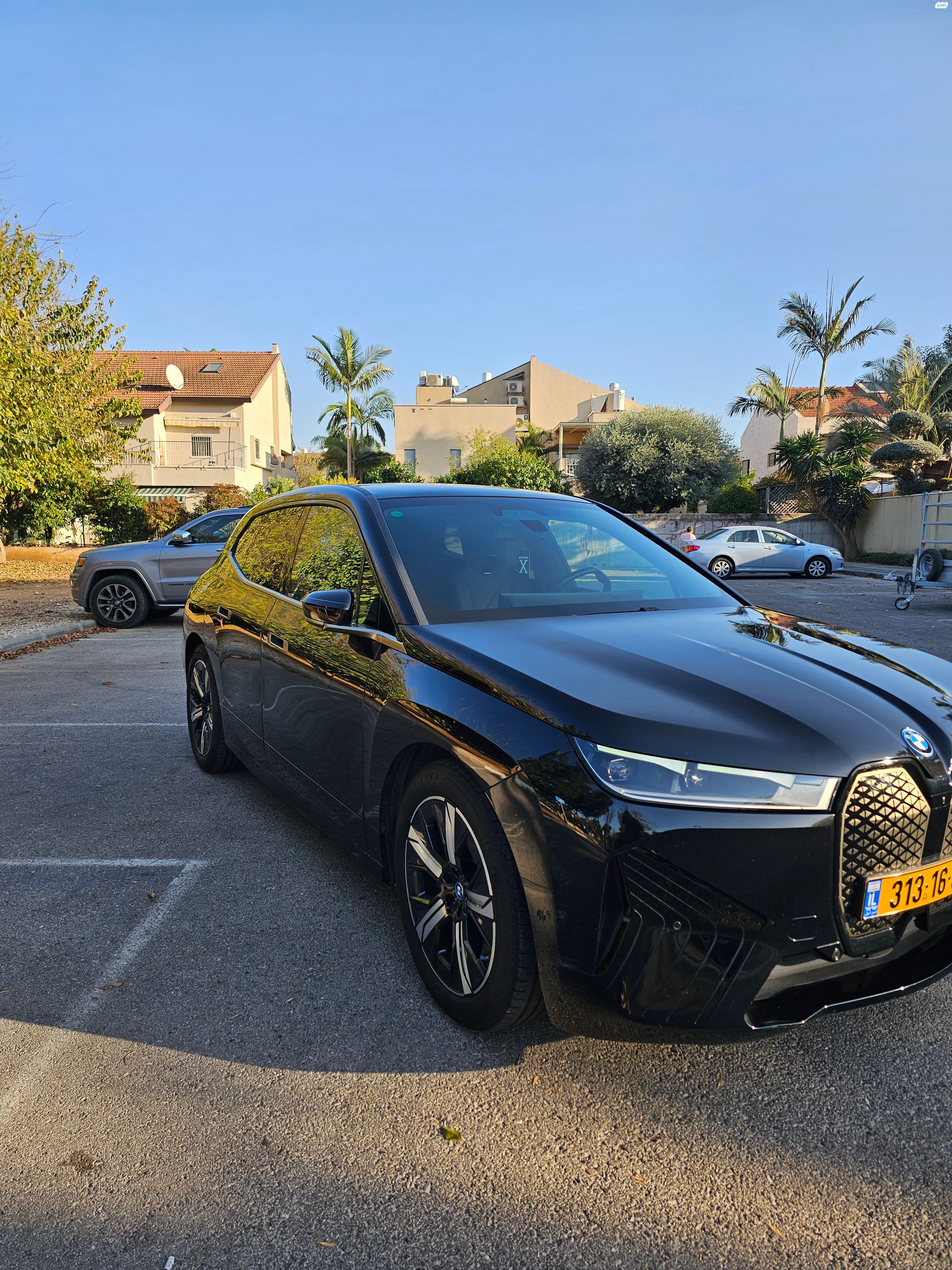 מודעת רכב ב מ וו iX