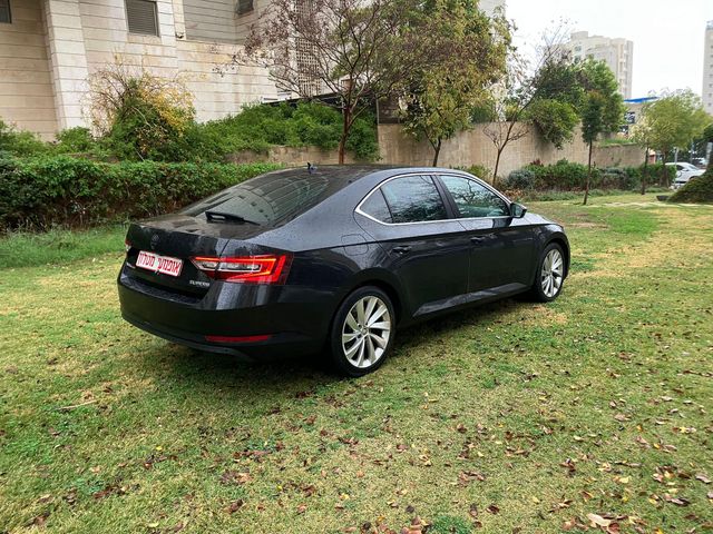 סקודה סופרב