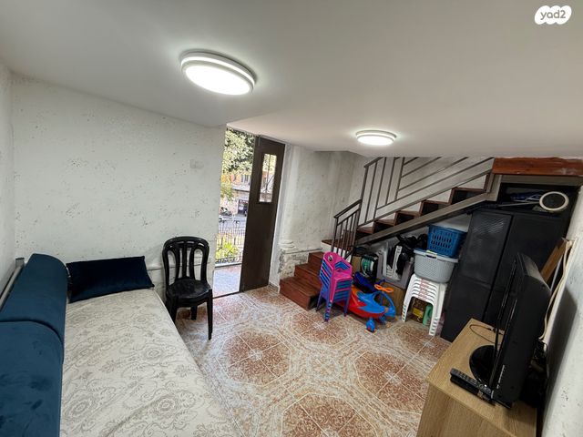 דירה, שדרות ירושלים 70, צהלון, שיכוני חסכון, תל אביב יפו