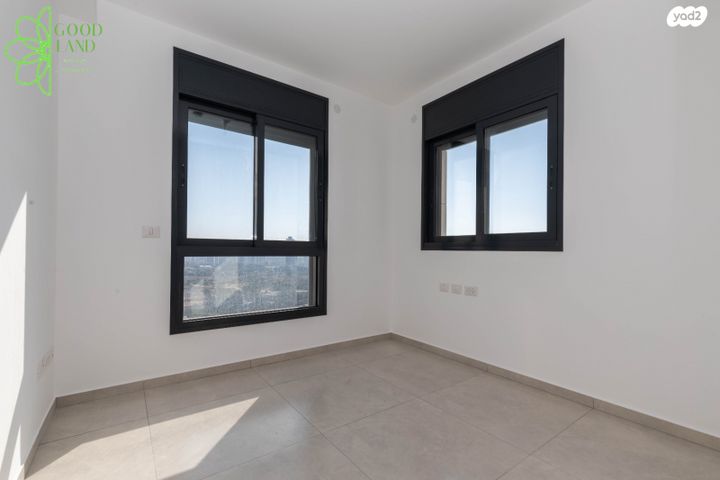 דירה, אמנון ליפקין שחק, נתניה