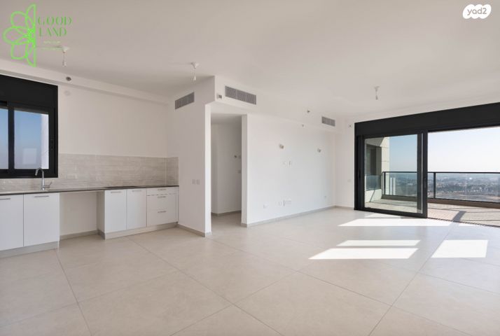 דירה, אמנון ליפקין שחק, נתניה