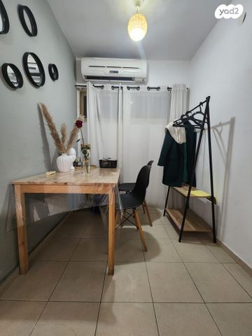 דירה, אילת 96, ג'סי כהן, חולון