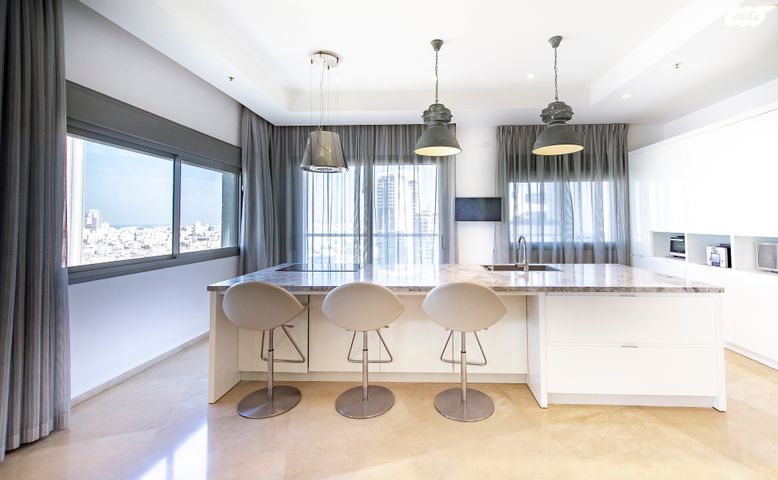 גג/ פנטהאוז, הנביאים, דרום מערב ותיק, בת ים