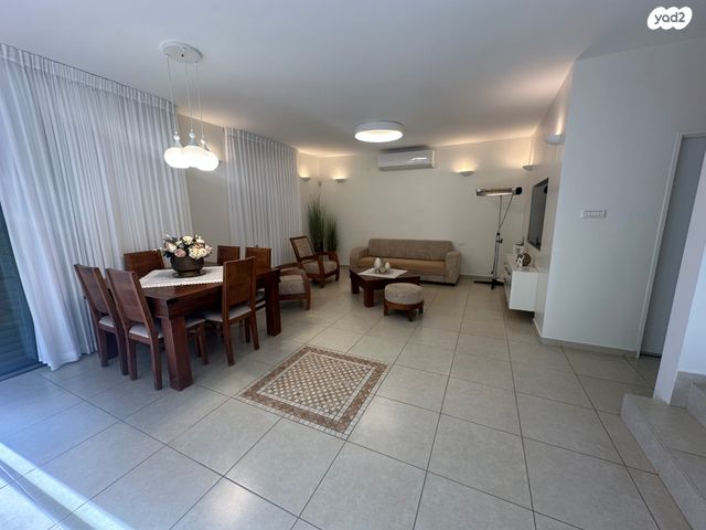 בית פרטי/ קוטג', מוטה גור, גן יבנה