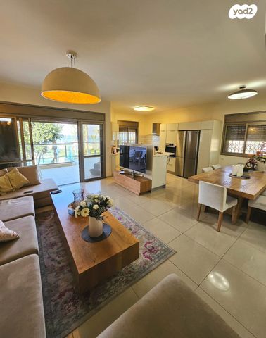 גג/ פנטהאוז, נחום סוקולוב 3, עיר, מרכז העיר, נהריה