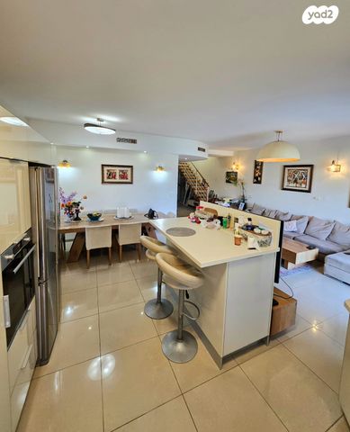 גג/ פנטהאוז, נחום סוקולוב 3, עיר, מרכז העיר, נהריה