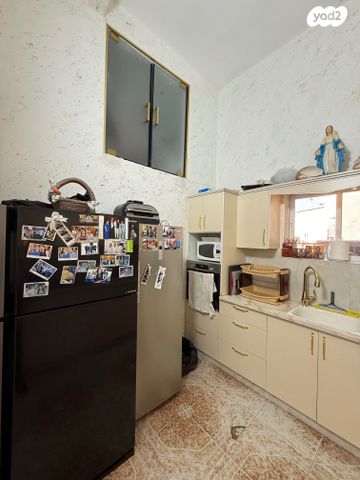 דירה, שדרות ירושלים 70, צהלון, שיכוני חסכון, תל אביב יפו